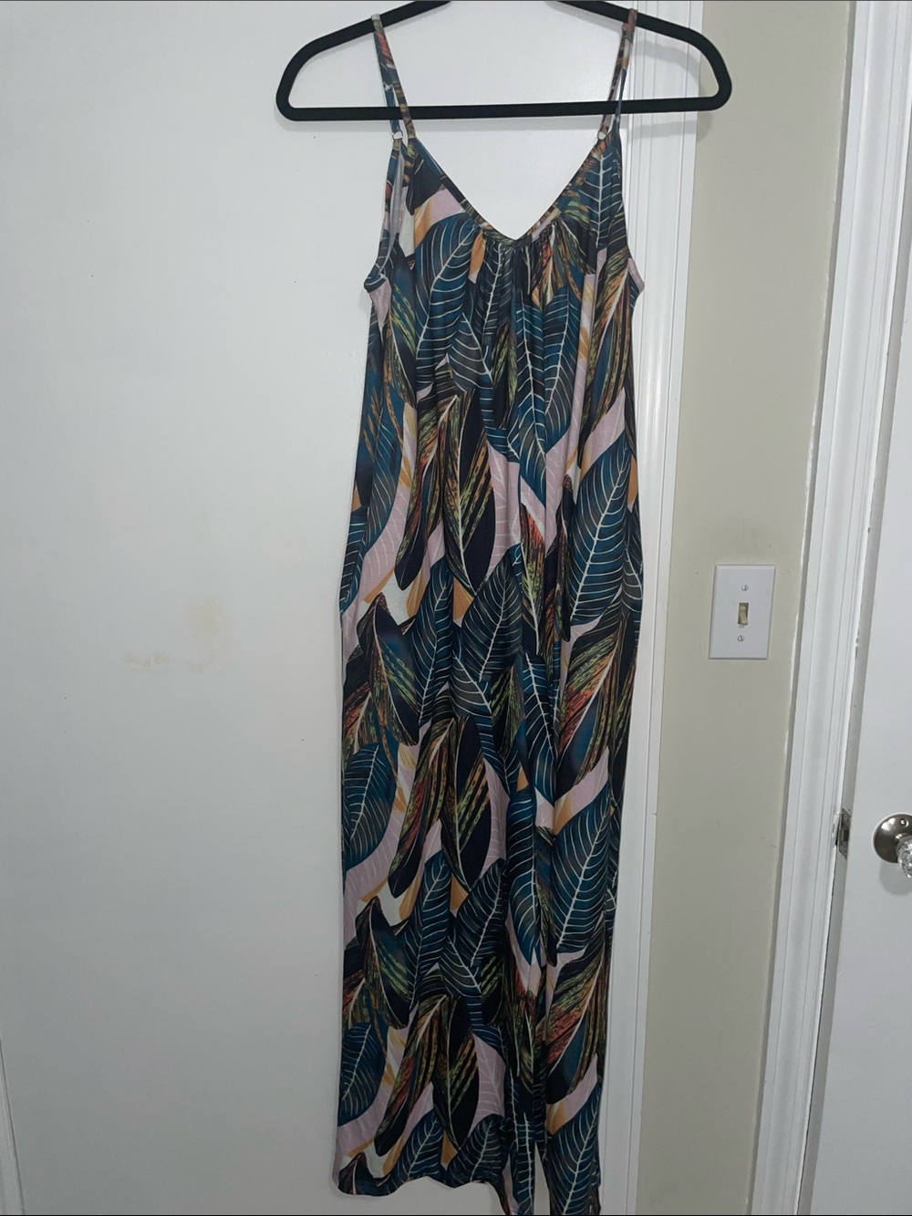 Leaf-Print Spaghetti Strap Summer jumpsuit